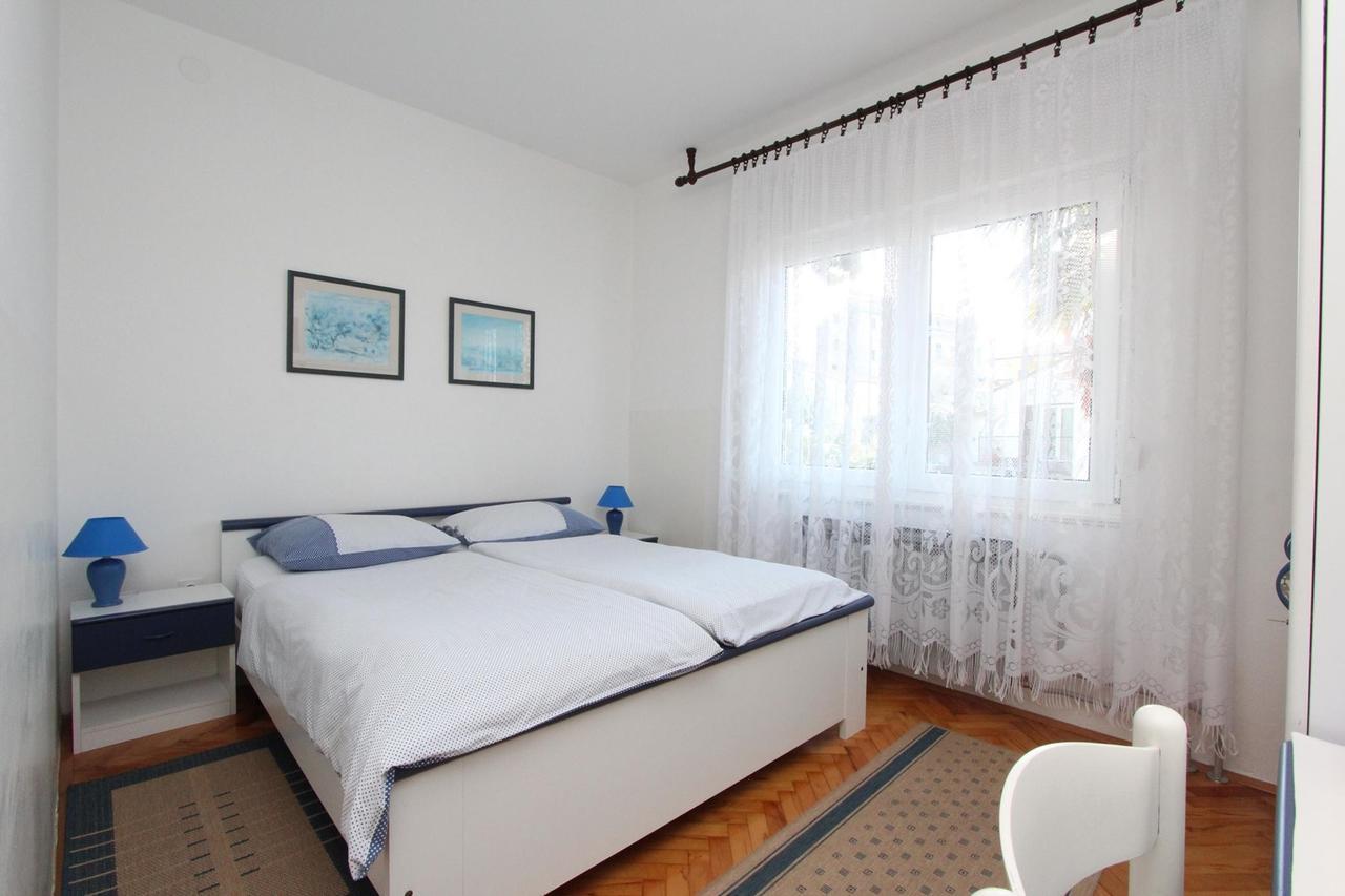 Rooms And Apartments Bella Vista Ровинь Экстерьер фото