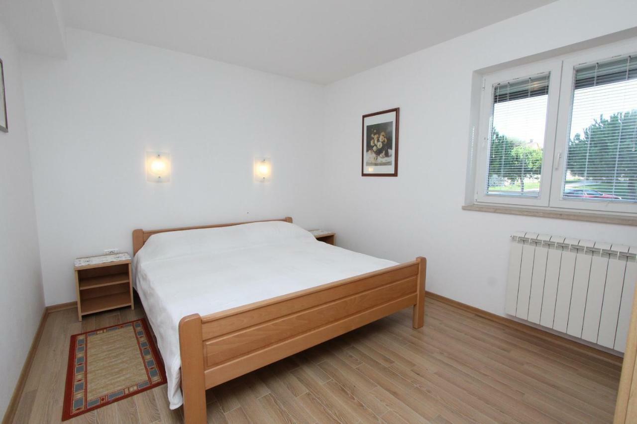 Rooms And Apartments Bella Vista Ровинь Номер фото